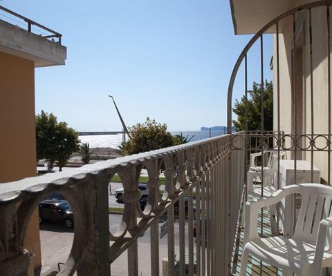 hotel-il-gabbiano-camere-camera-matrimoniale-con-balcone-003